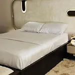 شقه ارضى بحديقه بالرحاب